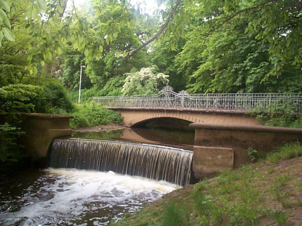 Bastaubrücke im Weserpark U.Rieger